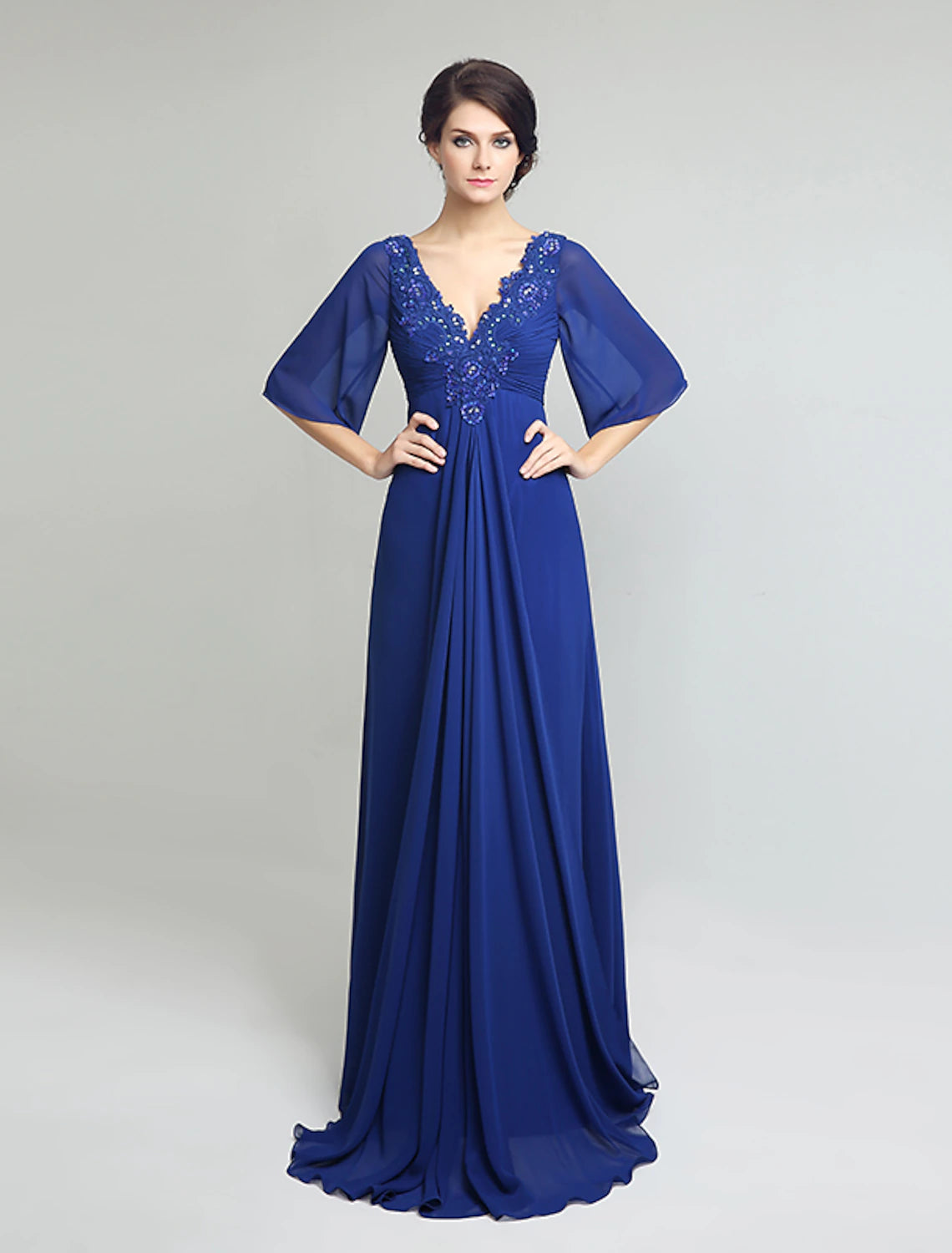 Sheath / Column V Neck Sweep / Brush Train Chiffon Mother of the Bride Dress with Beading Sheath / Column V Neck Sweep / Brush Train Chiffon Mother of the Bride Dress with Beading