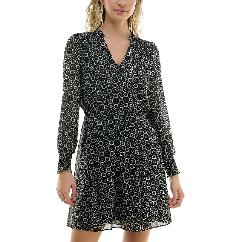 BCX Womens Juniors Printed Smocked Mini Dress Cozy Knit Mini Dress