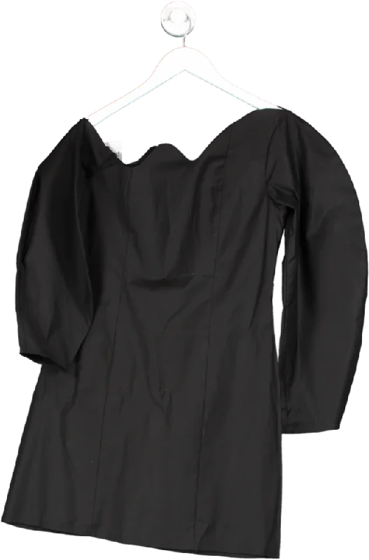 Black Scallop Neckline Mini Dress One Size Comfortable One-Shoulder Mini Dress