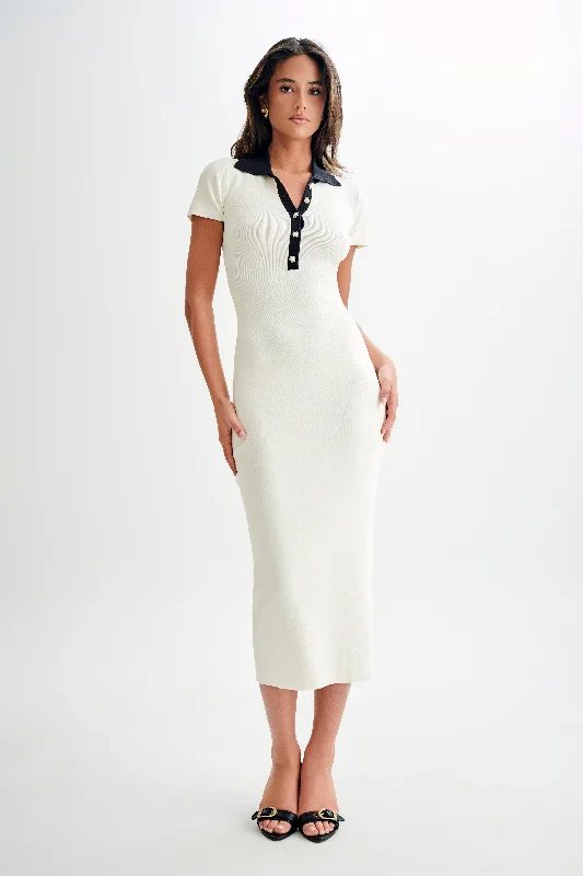 Jessamine Collared Contrast Maxi Dress - Ivory Comfortable Pleated Maxi Dress