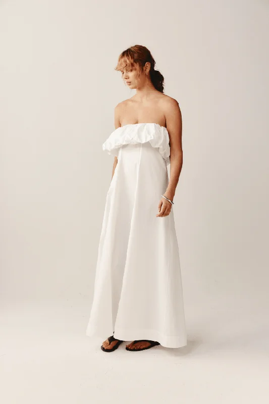 Euri Maxi Dress Ivory Elegant Maxi Dress with Ruffles