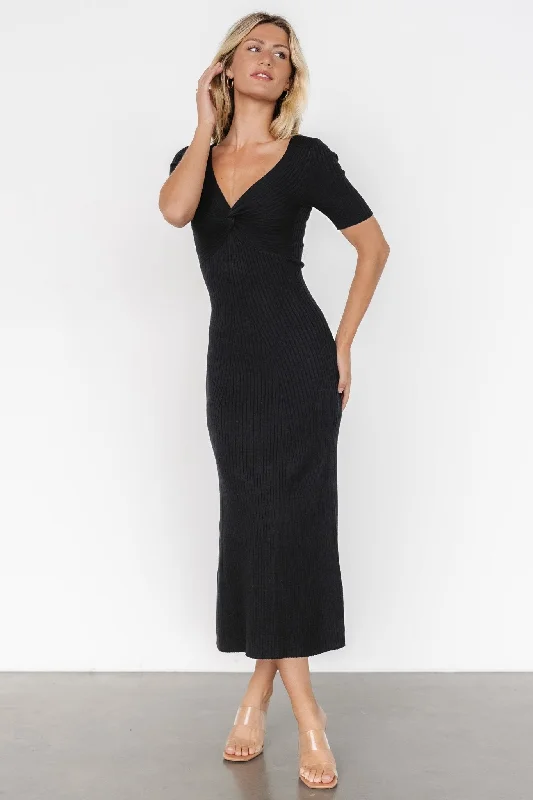 Keren Ribbed Maxi Dress | Black Stylish Off-Shoulder Maxi Dress