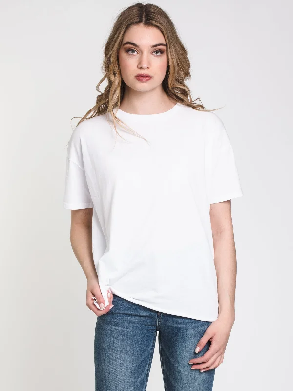 WOMENS BOYFRIEND TEE - CLEARANCE Welt Pockets Slit Pockets Flap Pockets