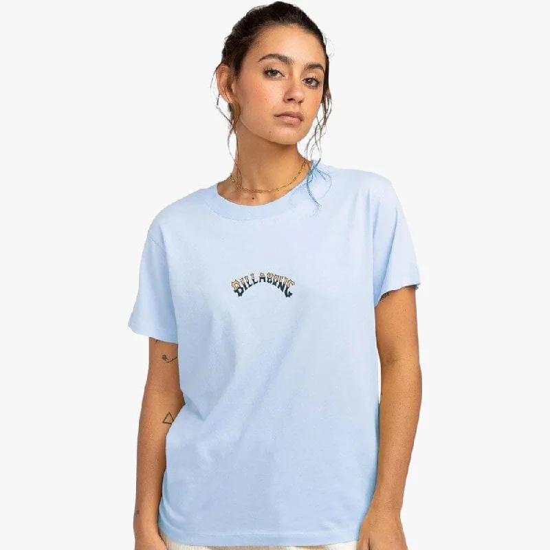 Billabong Womens Pro Short Sleeve Tee Outta The Blue Basic T-Shirt Crew Neck Short Sleeve Billabong Womens Pro Short Sleeve Tee Outta The Blue Basic T-Shirt Crew Neck Short Sleeve