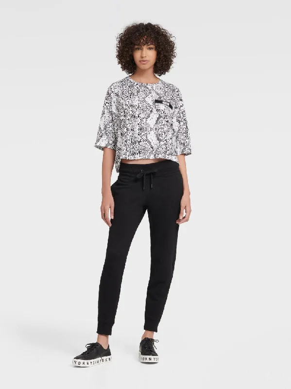 DKNY CROPPED TEE WITH BONDED POCKET Elegant Classic Vintage