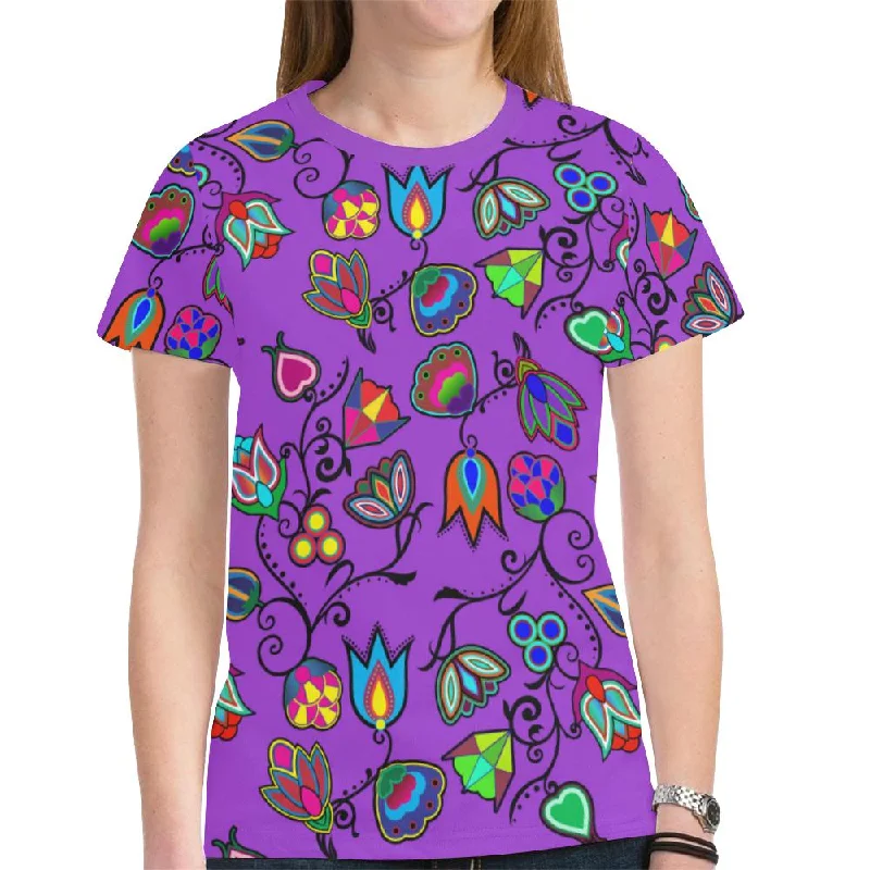 Indigenous Paisley Dark Orchid T-shirt for Women Elegant Classic Vintage