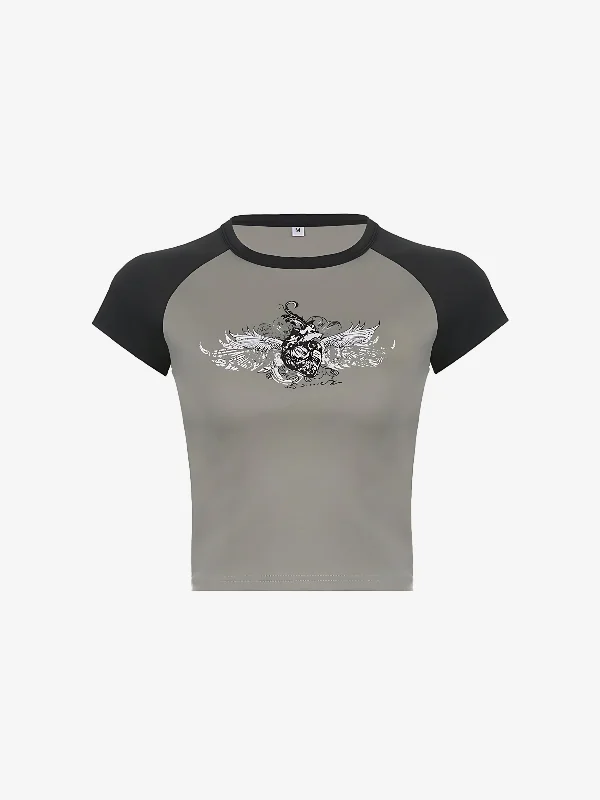 KG Graffiti Heart Women's T-Shirt Cozy Warm Stylish