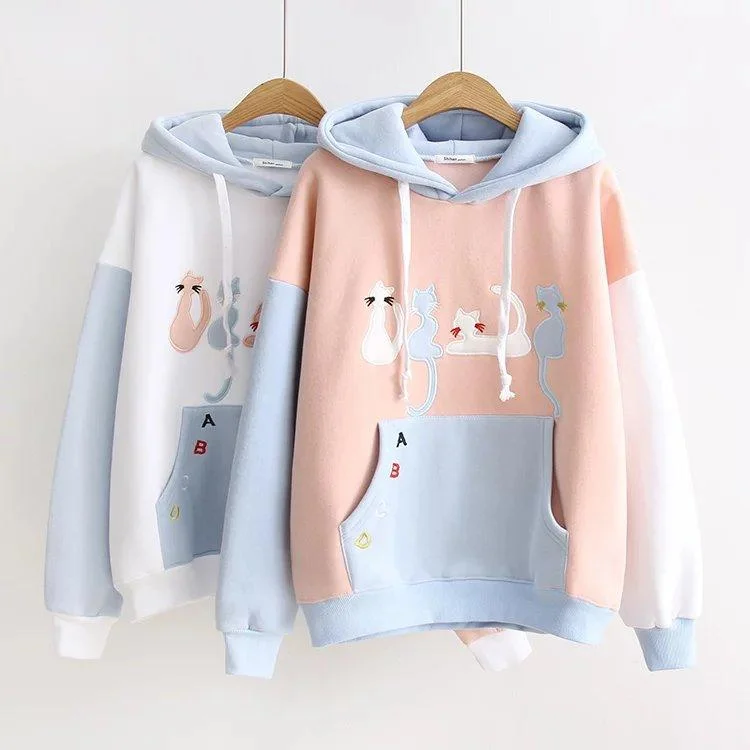 Women's Kawaii Cats Printed Contrast Color Hoodies With A Big Pocket Hoodie with Hem Embroidery Detailed Premium Women's Kawaii Cats Printed Contrast Color Hoodies With A Big Pocket Hoodie with Hem Embroidery Detailed Premium