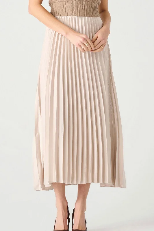 Champagne Pull On Pleated Skirt mini skirt trendy