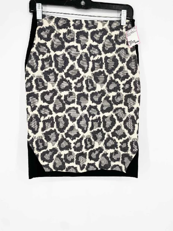 Diane Von Furstenberg Women's Black/Gray pencil Animal Print Size 2 Skirt floral skirt print