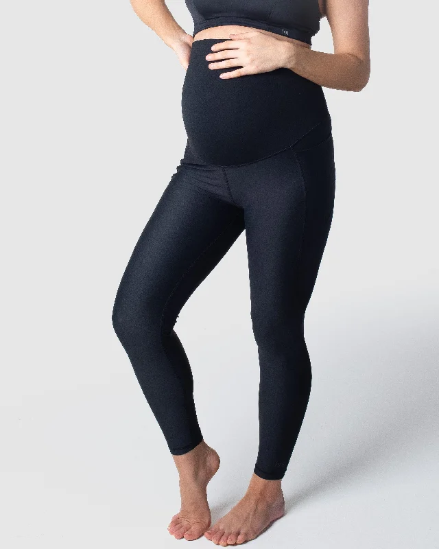 FOCUS BLACK MATERNITY SPORTS LEGGINGS Trendy Side-Pocket Leggings