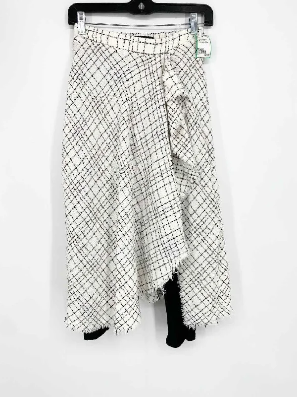 Zara Basic Women's White/Black A-Line Tweed Plaid Size XS Skirt button skirt front