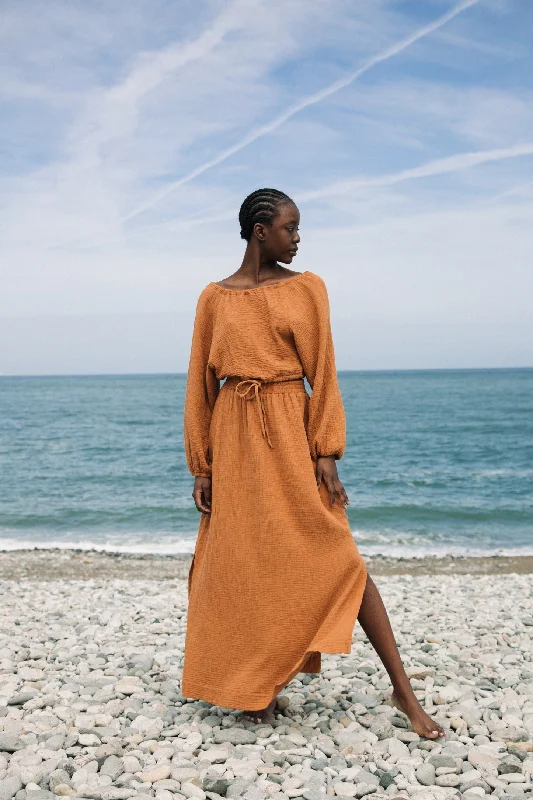 Lulu Organic Cotton Skirt - Pecan slim fit skirt