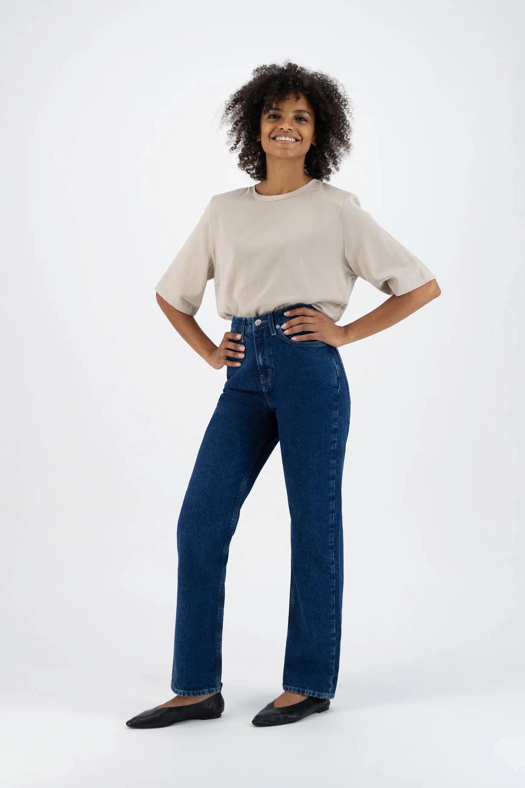 Mud Jeans Relax Rose in Stone Indigo Stylish Plus Size Denim Jeans