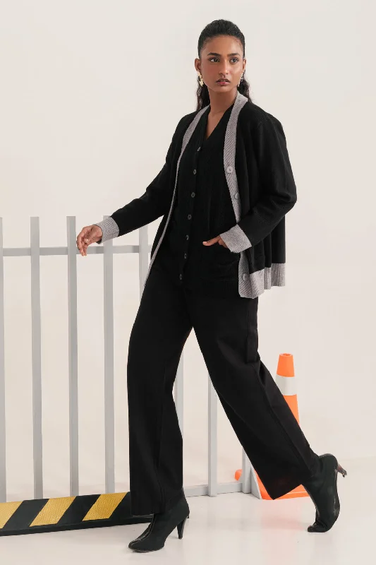 BLACK-V-NECK FULL SLEEVES CARDIGAN W-POCKET SWEATER (24X-013-66) Polka Dot Checkered Tartan BLACK-V-NECK FULL SLEEVES CARDIGAN W-POCKET SWEATER (24X-013-66) Polka Dot Checkered Tartan