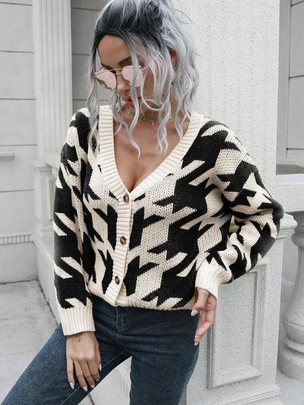 Check Loose Knit Cardigan Sweater Zippered Buttoned Snapped