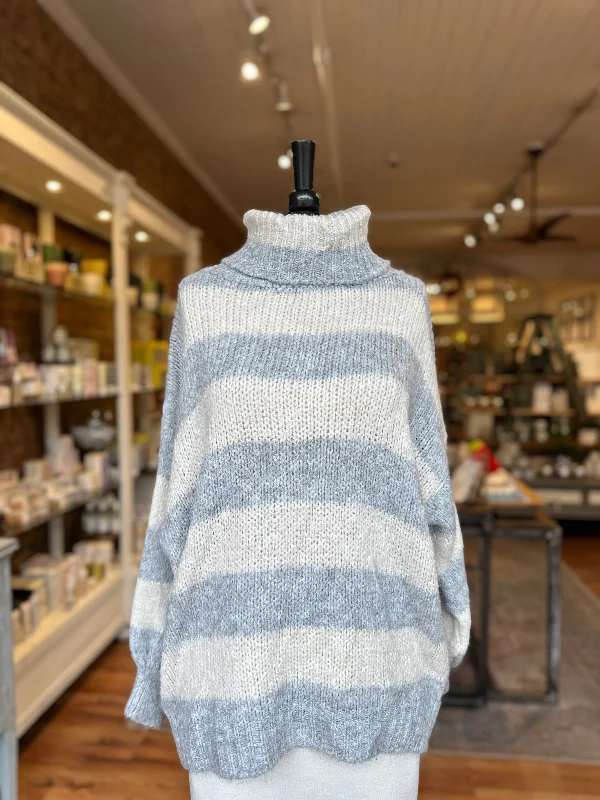Liana Turtle Neck Sweater in Grey Solid Print Embellished