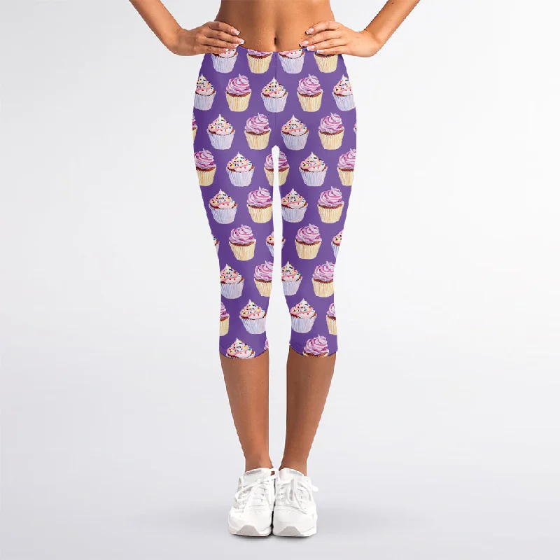 Purple Cupcake Pattern Print Women's Capri Leggings Comfortable Slim Fit Leggings