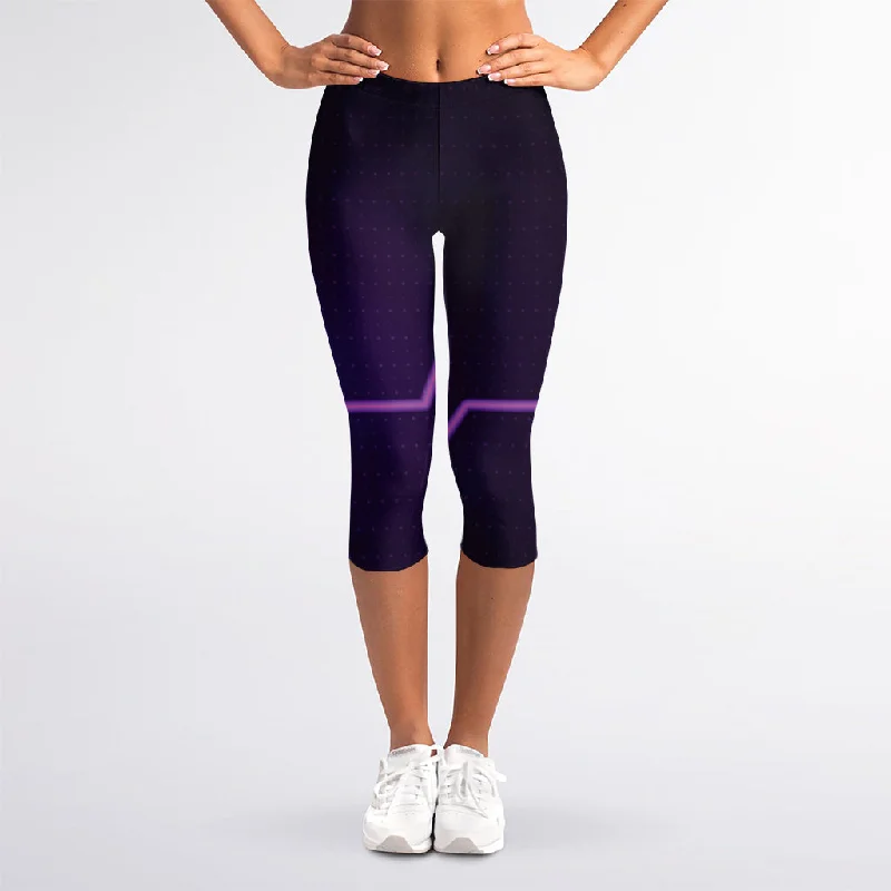Purple Heartbeat Print Women's Capri Leggings Stylish Pockets Active Leggings