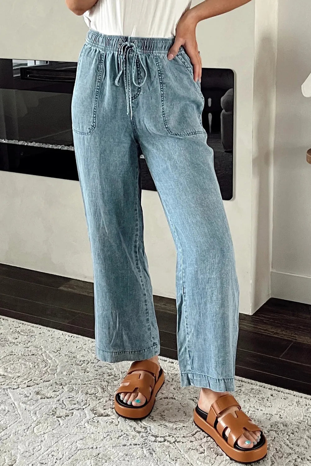Drawstring High Waist Jeans with Pockets Comfortable Flare Leg Jeans