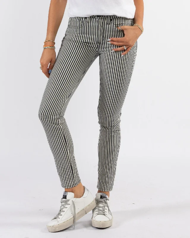 Mid Rise Jeans Casual Loose Fit Jeans
